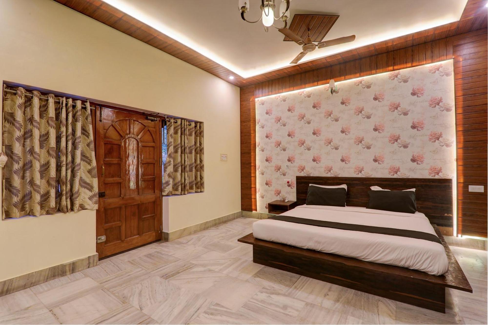 Hotel O Flagship Adbhut Moment Hotel Варанаси Экстерьер фото