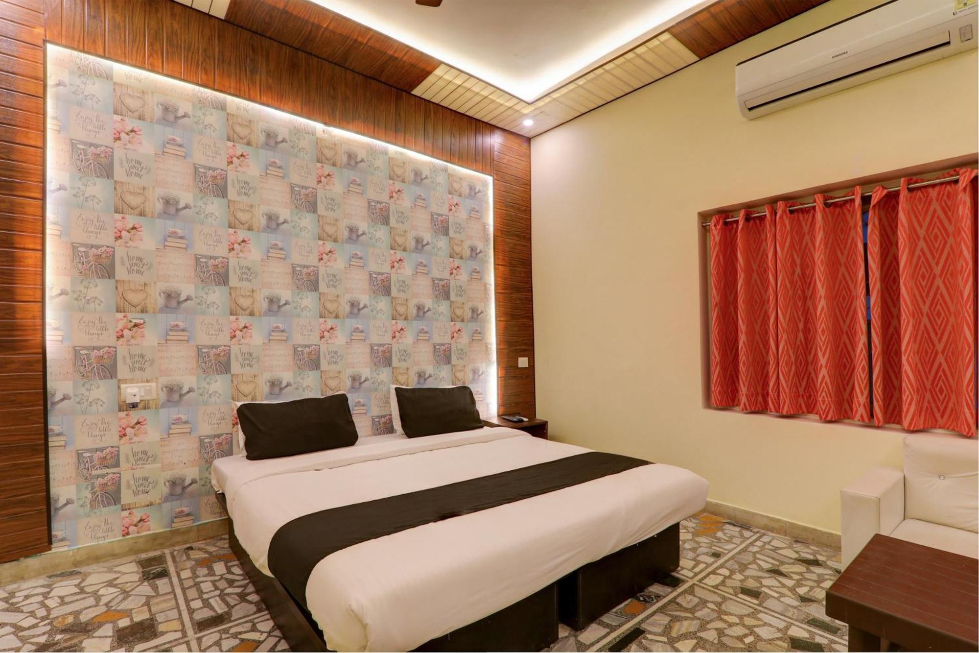 Hotel O Flagship Adbhut Moment Hotel Варанаси Экстерьер фото